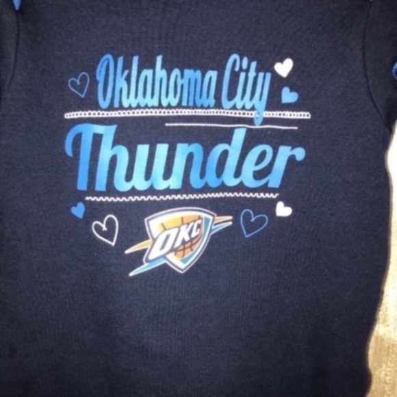 NBA Oklahoma City Thunder Onsie - Picture 3 of 6